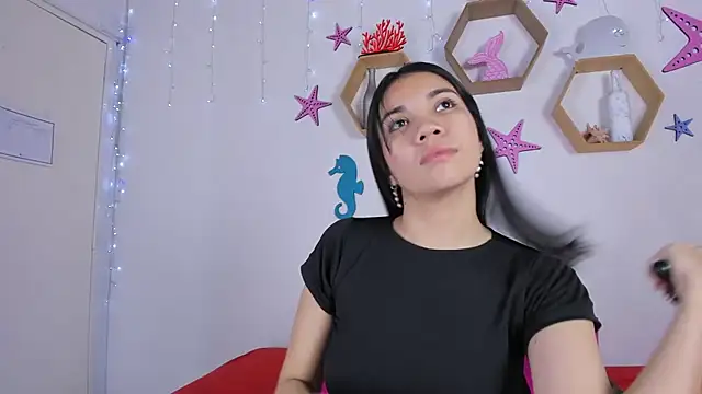 Emiily Parkerr online show from February 13, 2025, 3:07 am