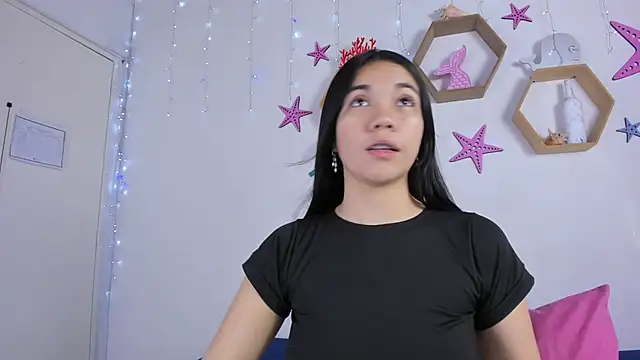 Emiily Parkerr online show from February 20, 2025, 2:40 am