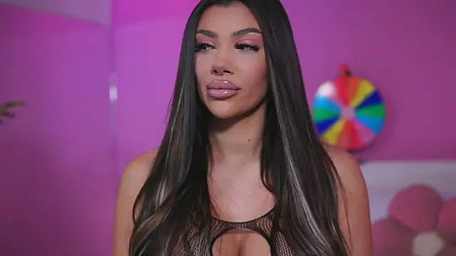 Snapshot of NatyDesiree chatting on February 12, 2025, 7:35 pm NatyDesiree online show from February 12, 2025, 7:35 pm