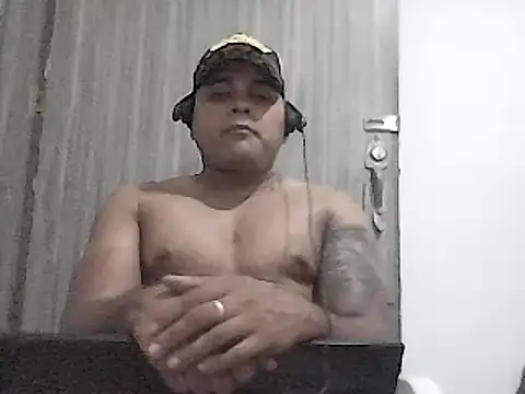 SaucyAffair0 online show from March 3, 2025, 1:31 am