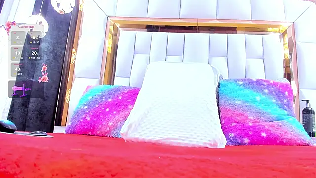 RileySweett online show from April 15, 2026, 12:01 pm