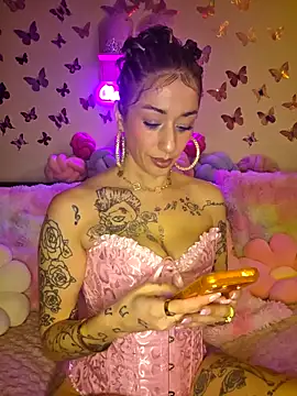 Chachou000 online show from January 15, 2026, 8:01 pm