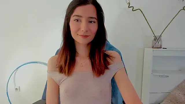 Snapshot of crystalnut chatting on September 20, 2025, 3:29 am crystalnut online show from September 20, 2025, 3:29 am
