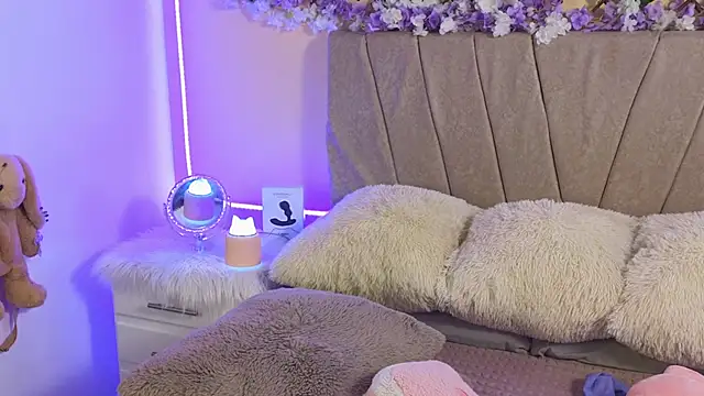 Baby Xian online show from January 28, 2025, 10:23 pm