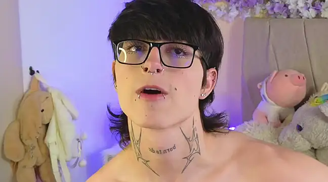 Baby Xian online show from March 1, 2025, 1:11 am