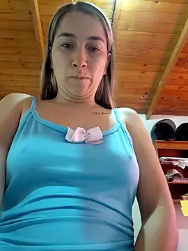 Iris love18 online show from March 26, 2026, 2:22 pm