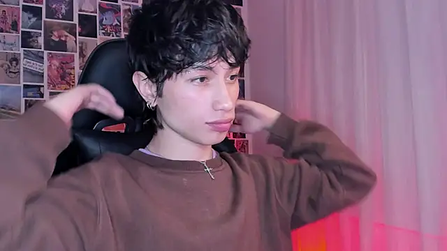 Snapshot of liamelf chatting on January 25, 2025, 7:49 am liamelf online show from January 25, 2025, 7:49 am