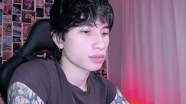 Snapshot of liamelf chatting on February 13, 2025, 5:16 am liamelf online show from February 13, 2025, 5:16 am