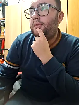 Javier bear online show from March 14, 2025, 11:11 pm