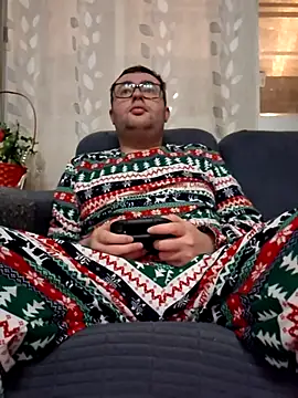 Javier bear online show from February 16, 2026, 10:17 pm