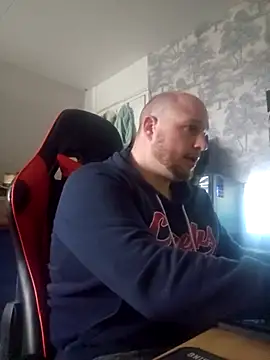 destructeur6 online show from December 2, 2025, 12:43 pm