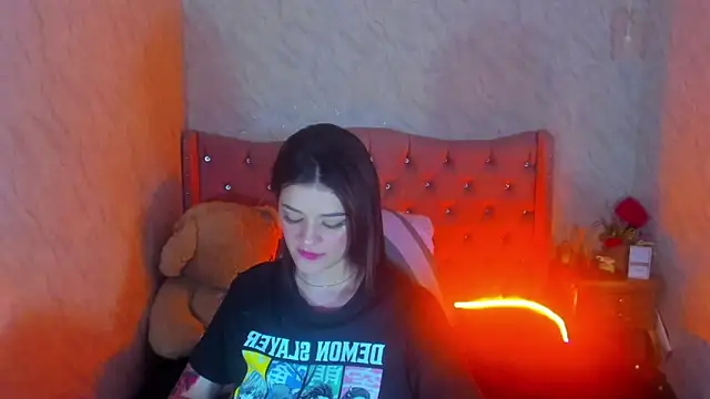 LiaHarryis online show from January 18, 2025, 8:19 pm