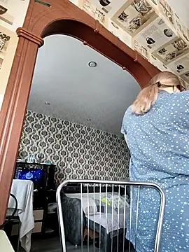 Lady nice cat online show from March 2, 2026, 2:14 am