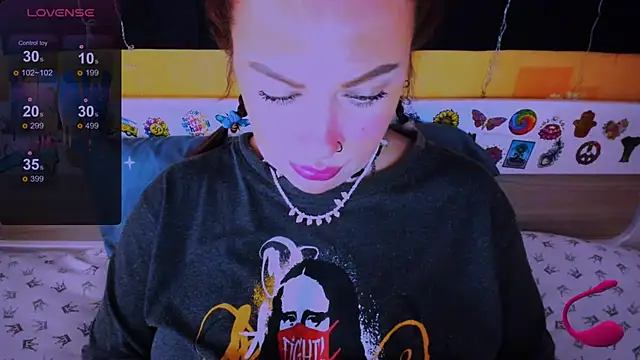 Snapshot of EllieOz chatting on February 22, 2025, 12:51 pm EllieOz online show from February 22, 2025, 12:51 pm