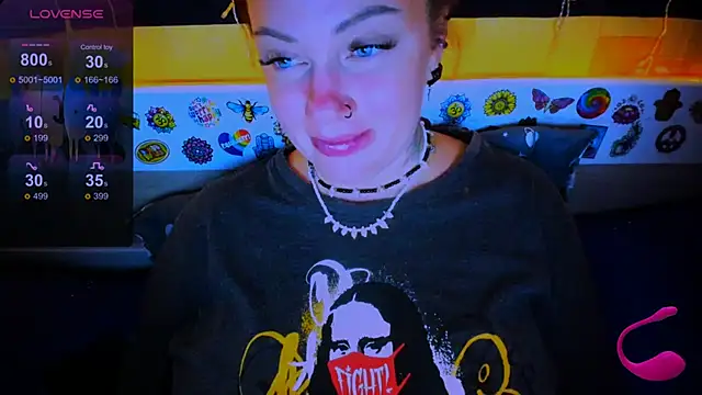 Snapshot of EllieOz chatting on March 21, 2025, 12:40 am EllieOz online show from March 21, 2025, 12:40 am