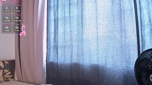 Snapshot of Amina_hafsa chatting on February 12, 2026, 7:31 pm Amina hafsa online show from February 12, 2026, 7:31 pm