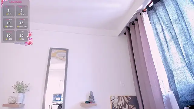 Snapshot of Amina_hafsa chatting on February 18, 2026, 7:54 pm Amina hafsa online show from February 18, 2026, 7:54 pm