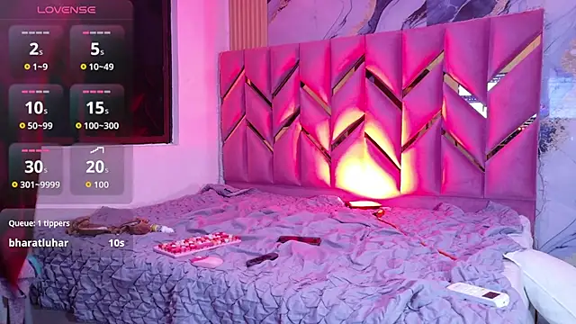 daddyissuesss  online show from October 21, 2025, 7:36 pm