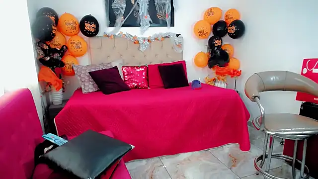 maria camilacms online show from October 10, 2025, 3:22 pm