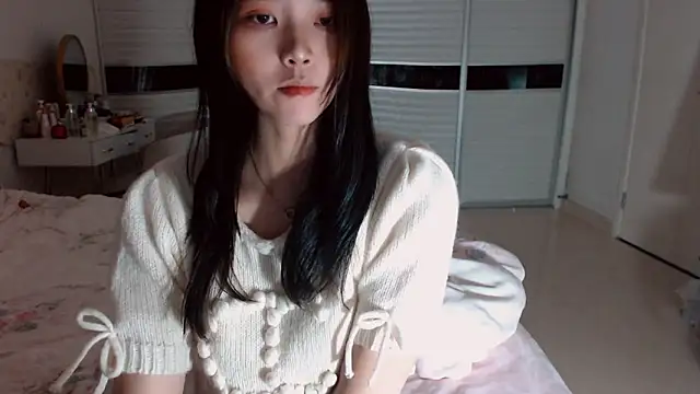 -Lucky Girl online show from February 3, 2026, 12:43 pm