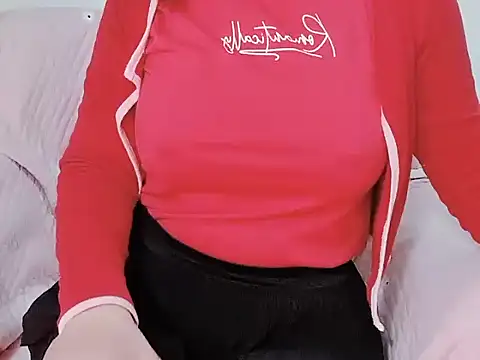 Bella Babi online show from February 13, 2025, 6:09 am