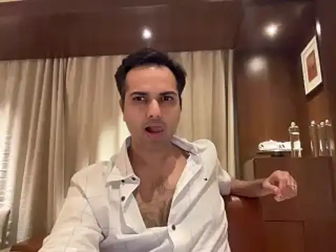 Snapshot of immog727 chatting on January 21, 2025, 4:48 pm immog727 online show from January 21, 2025, 4:48 pm