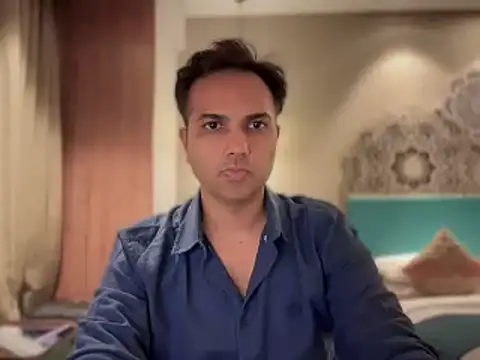 Snapshot of immog727 chatting on December 17, 2025, 4:13 pm immog727 online show from December 17, 2025, 4:13 pm