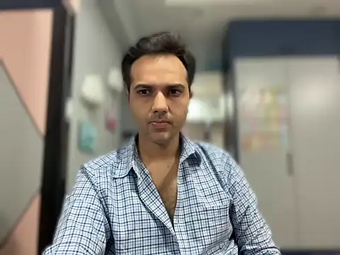 Snapshot of immog727 chatting on March 16, 2026, 6:01 pm immog727 online show from March 16, 2026, 6:01 pm