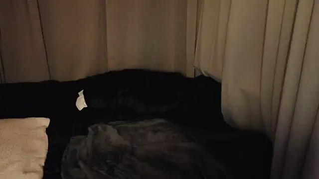 Sweetninaaa online show from March 4, 2025, 8:49 pm