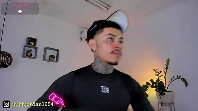 JordanSmiith  online show from February 27, 2025, 8:09 pm