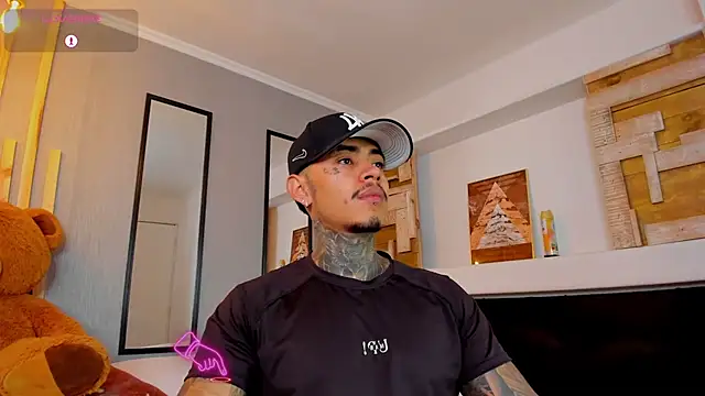 JordanSmiith  online show from March 2, 2025, 3:37 pm