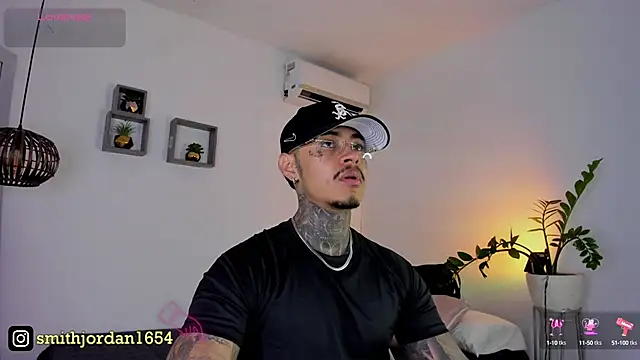 JordanSmiith  online show from March 5, 2025, 9:26 pm