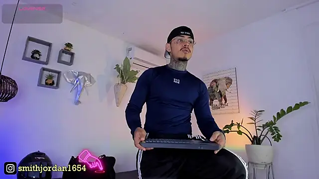 JordanSmiith  online show from March 17, 2025, 8:51 pm