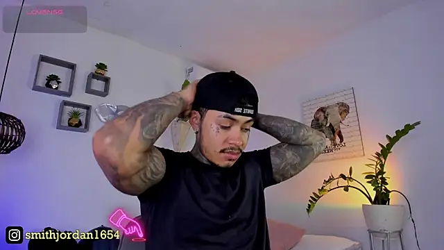 JordanSmiith  online show from March 20, 2025, 8:40 pm