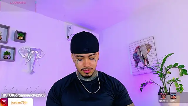 Snapshot of JordanSmiith_ chatting on April 27, 2026, 8:29 pm JordanSmiith online show from April 27, 2026, 8:29 pm