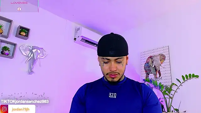 Snapshot of JordanSmiith_ chatting on May 23, 2026, 10:25 pm JordanSmiith online show from May 23, 2026, 10:25 pm