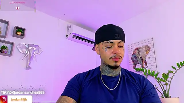 Snapshot of JordanSmiith_ chatting on May 26, 2026, 9:00 pm JordanSmiith online show from May 26, 2026, 9:00 pm