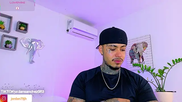 Snapshot of JordanSmiith_ chatting on May 31, 2026, 6:20 pm JordanSmiith online show from May 31, 2026, 6:20 pm