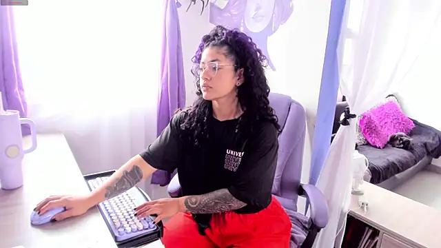 witchviolet online show from November 15, 2025, 3:30 pm