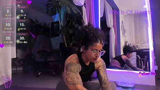 Snapshot of witchviolet chatting on June 14, 2026, 2:24 am witchviolet online show from June 14, 2026, 2:24 am