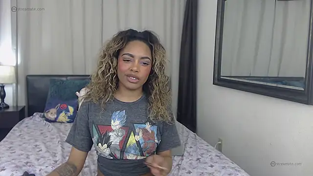 RobynKnight online show from December 5, 2025, 6:55 am