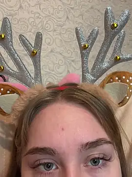 natali2550 online show from December 16, 2024, 11:28 pm