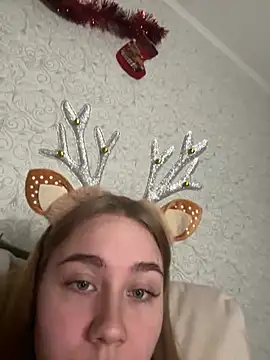 natali2550 online show from December 19, 2024, 9:28 pm