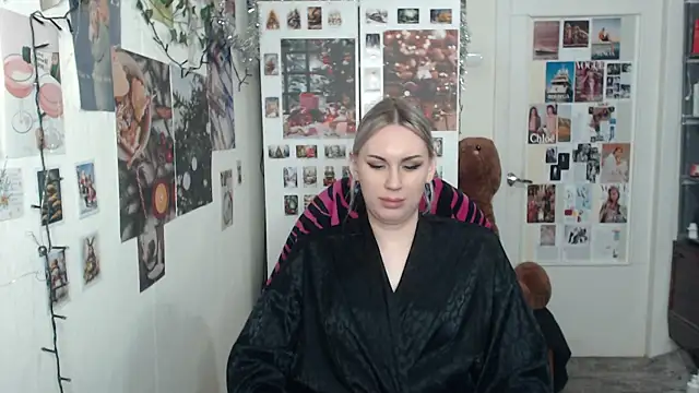 Snapshot of CapriScorpion chatting on December 27, 2024, 3:48 pm CapriScorpion online show from December 27, 2024, 3:48 pm