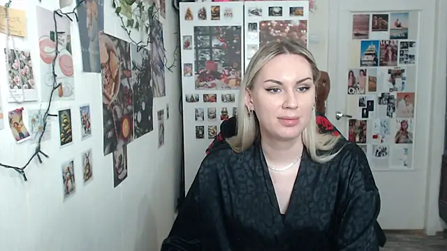 Snapshot of CapriScorpion chatting on January 22, 2025, 2:35 pm CapriScorpion online show from January 22, 2025, 2:35 pm