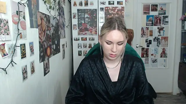 Snapshot of CapriScorpion chatting on January 31, 2025, 2:39 pm CapriScorpion online show from January 31, 2025, 2:39 pm