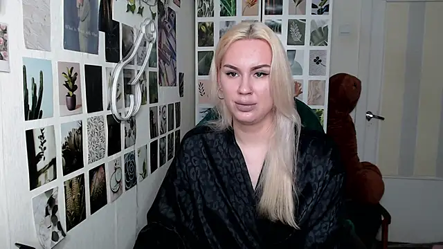 CapriScorpion online show from October 23, 2025, 1:10 pm