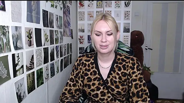 CapriScorpion online show from June 10, 2026, 10:14 am