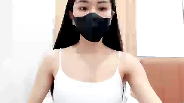 Snapshot of Lita-Julia chatting on January 25, 2025, 4:57 pm Lita-Julia online show from January 25, 2025, 4:57 pm