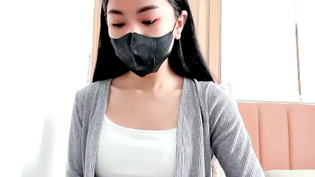 Snapshot of Lita-Julia chatting on February 4, 2025, 4:59 am Lita-Julia online show from February 4, 2025, 4:59 am